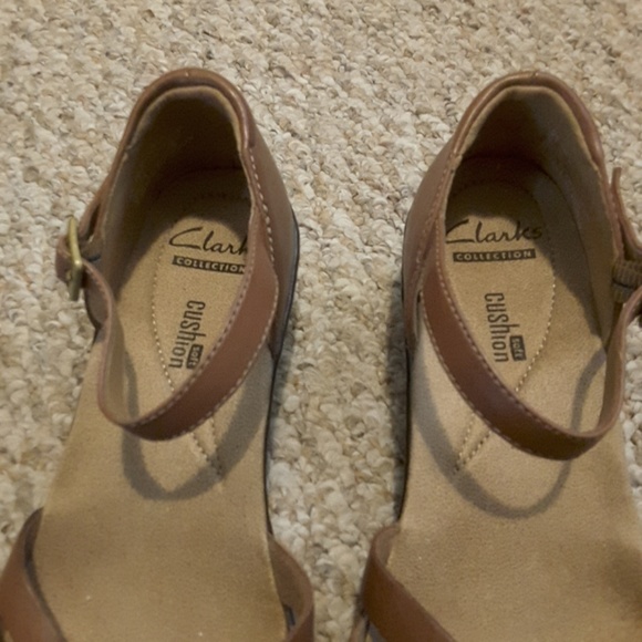 Clark brown leather sandals - Picture 2 of 5